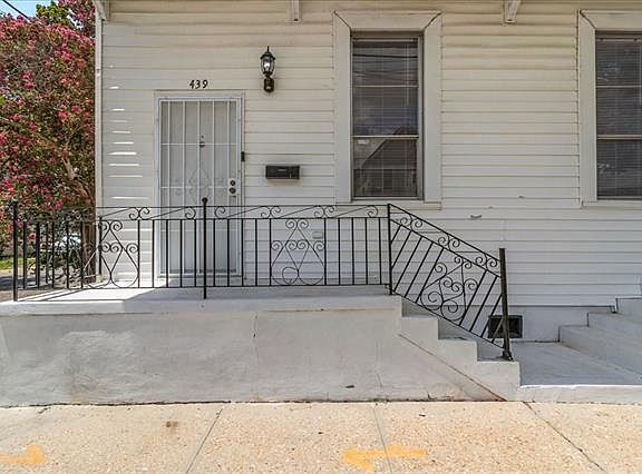 3rd image of 439 S Scott St