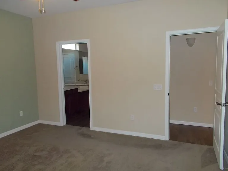 790 Country Grove Ln — Photo 18