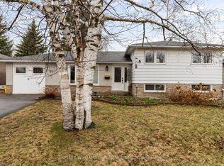27 Rustic Cres, Orangeville, ON L9W 1T1