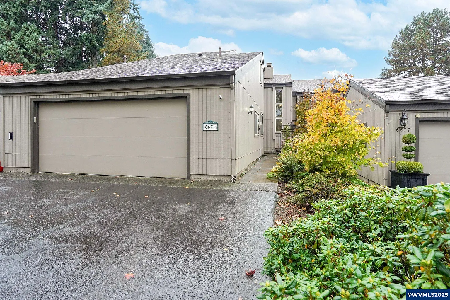 6679 Huntington Cir SE photo 1