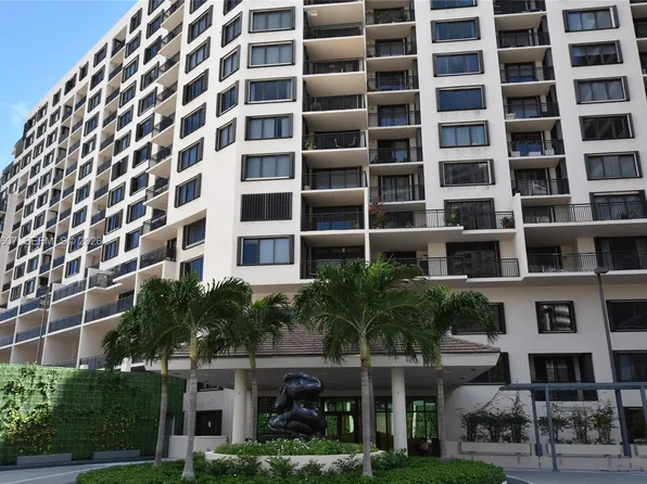 540 Brickell Key Dr, Miami, FL