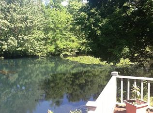 629 S Summit Rd, Bath, PA 18014