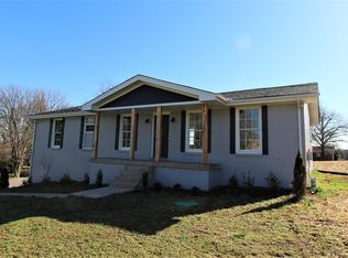 1417 Barrett Dr, Mount Juliet, TN 37122