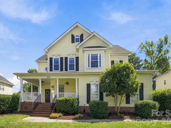 10216 Edgecliff Rd, Huntersville, NC 28078