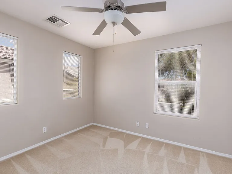 791 Sunrise Crossing St — Photo 20