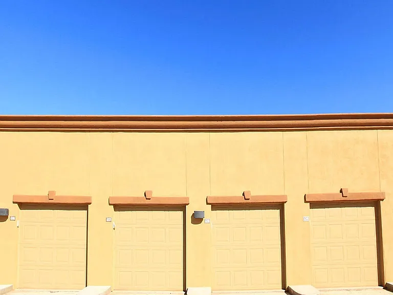 Raintree Apartments — Photo 5