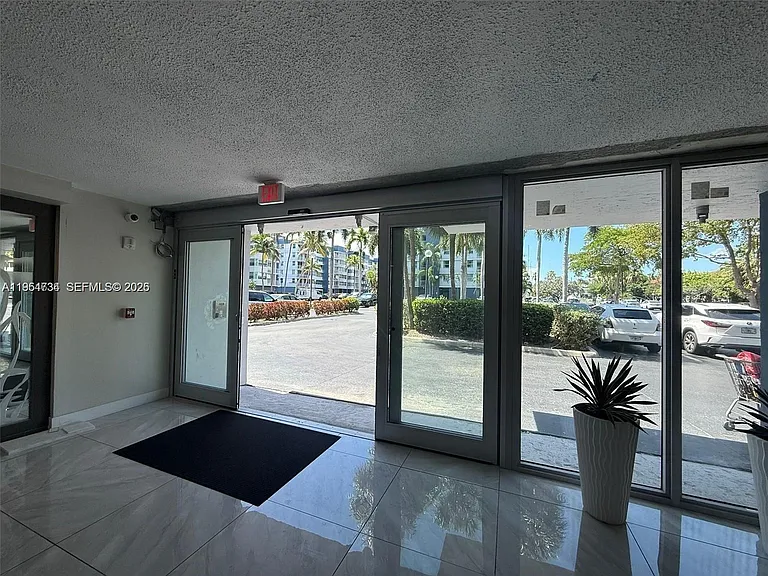 16546 NE 26th Ave #4J — Photo 3
