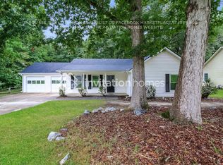 2062 Red Rose Ln, Loganville, GA 30052