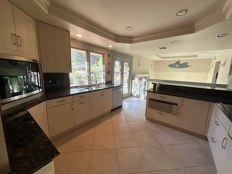 17022 Saint Andrews Dr — Photo 9