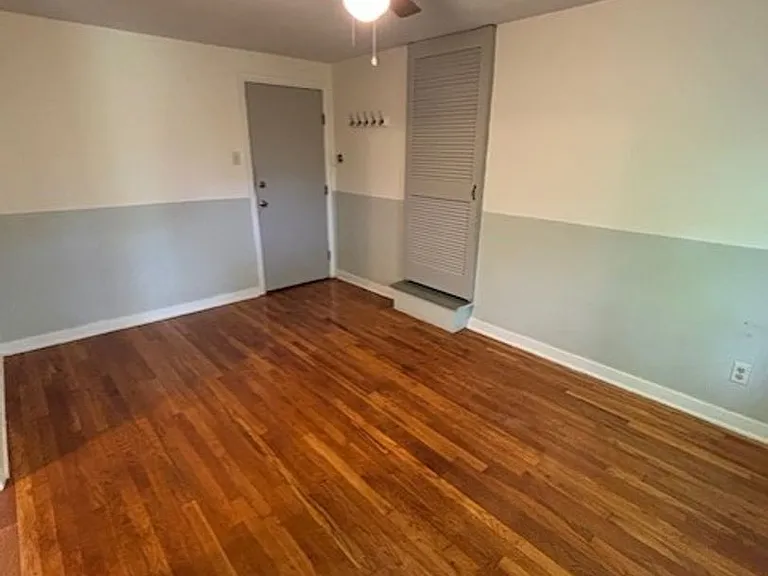 5302 Overlook Glen Dr #2 — Photo 6