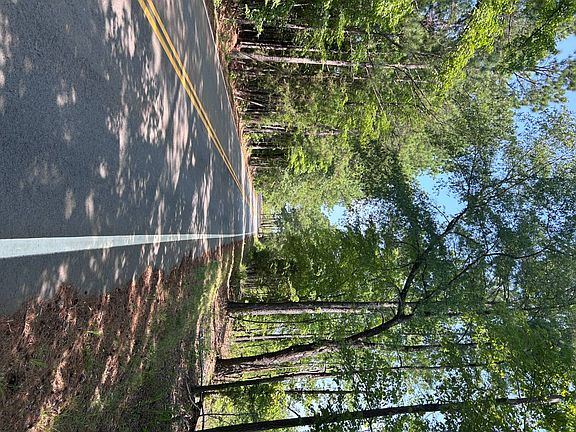 5th image of 15 Peake Rd #15