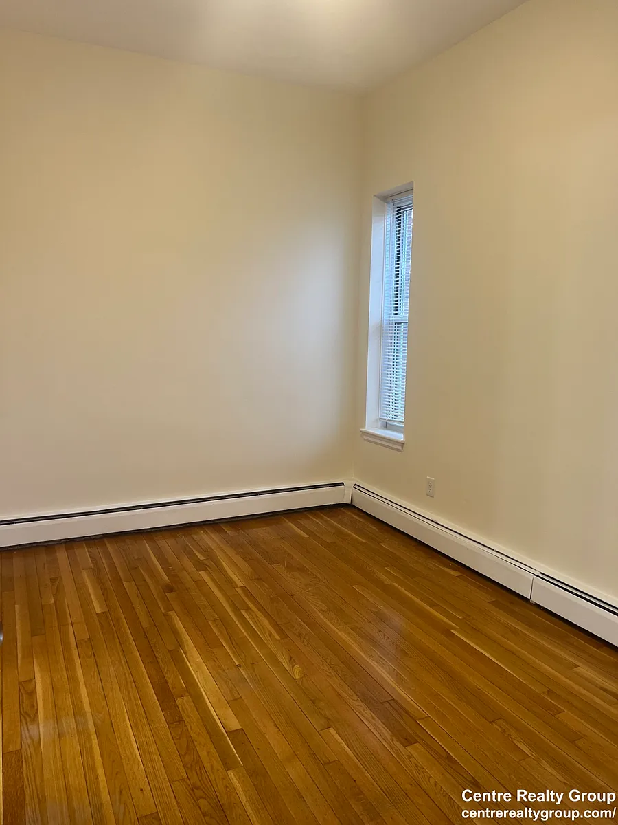 Building Photo - 180 Beacon St #3