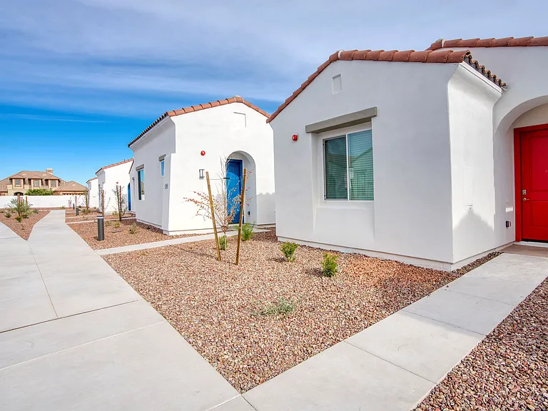 Abode At Litchfield Park — Photo 24