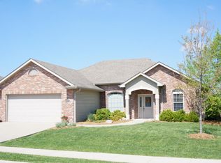 5101 Craydon Dr, Columbia, MO 65203