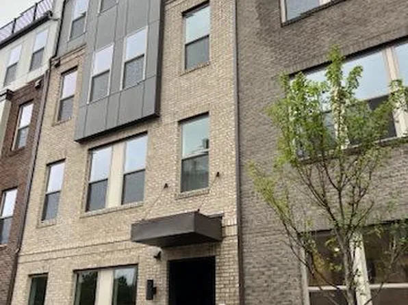 2459 Metrobus Aly, Oak Hill, VA 20171