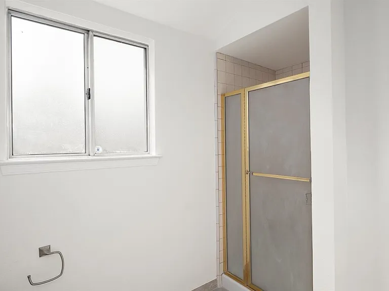 4337 W Palo Alto Ave — Photo 17