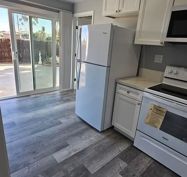 5073-5075 Leo St. San Diego, CA 92115 — Photo 2