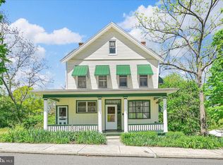 147 Walnut St, Mohnton, PA 19540