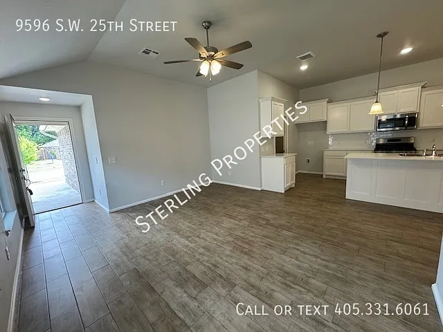 9596 SW 25th St — Photo 24