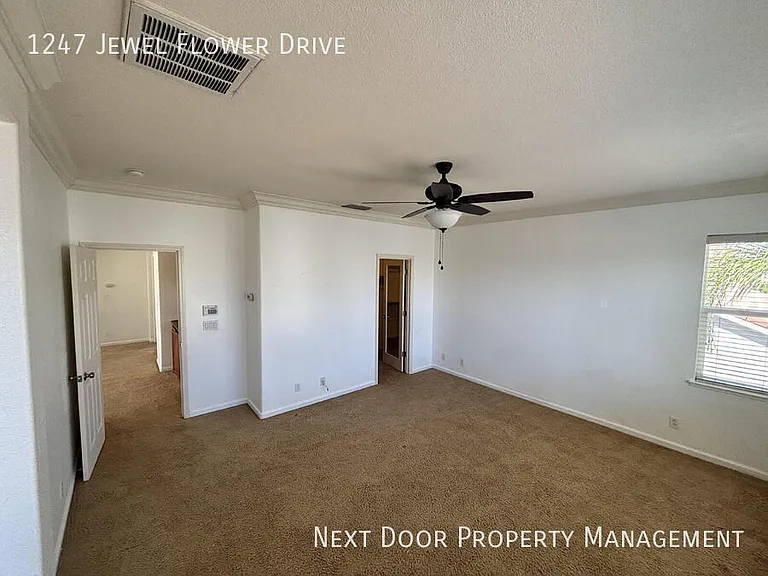 1247 Jewel Flower Dr — Photo 10