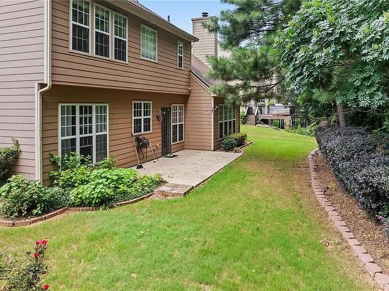 5087 Wellisford Ct — Photo 36