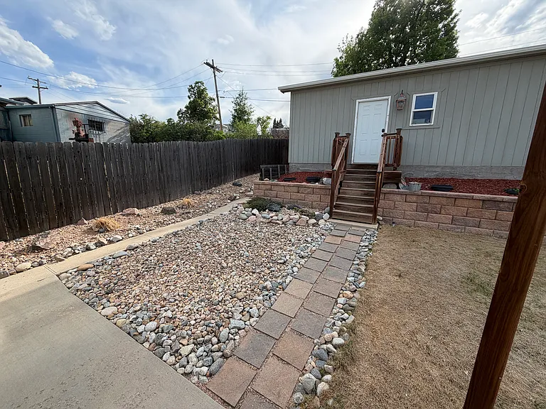 711 S Mariposa Way — Photo 30