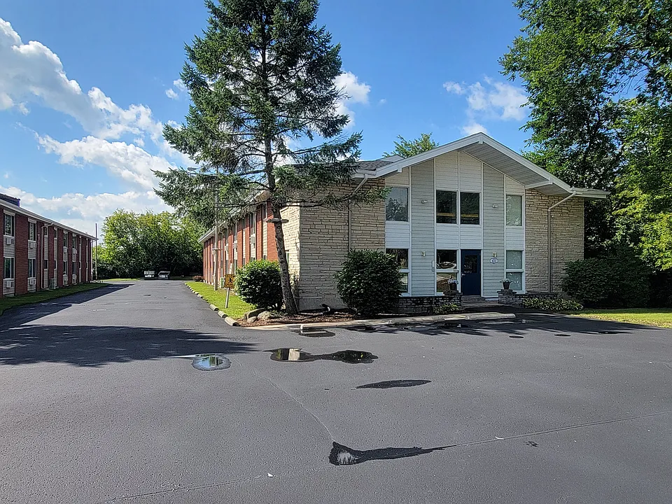 4311 Durand Ave #203