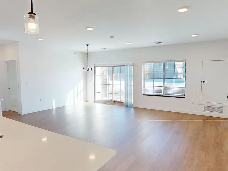 Autumn Townhomes — Photo 18