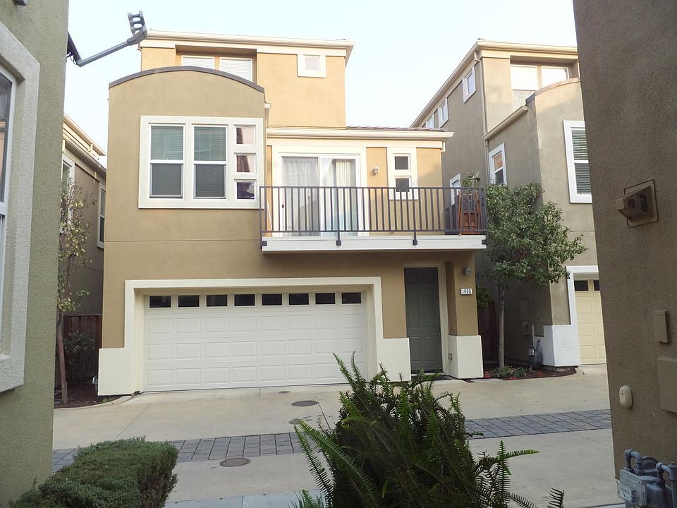 1st image of 1469 Merrill Pl