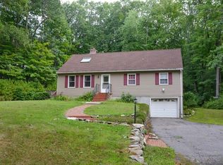 158 Island Rd, Lunenburg, MA 01462