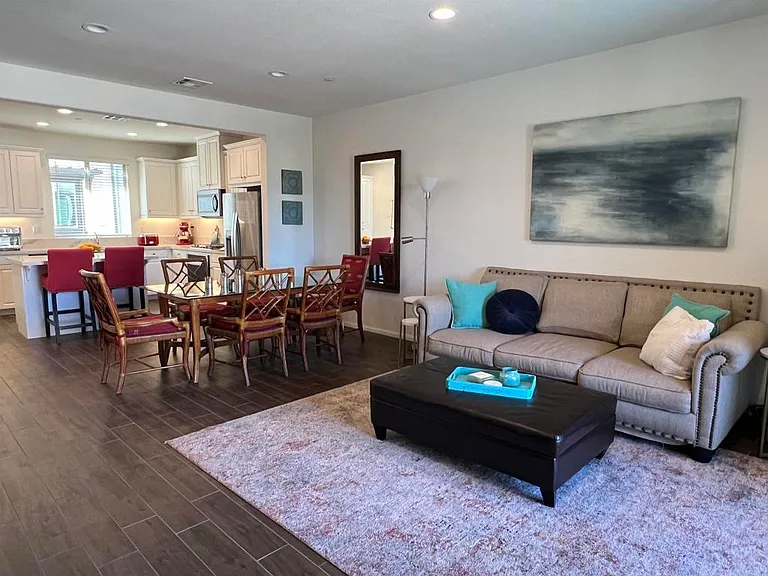 2332 Verano Way — Photo 5