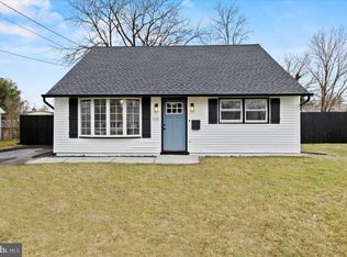 108 Beacon Ave, Ewing, NJ 08618