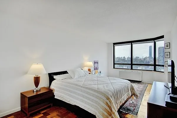 Rented by Compass | media 1