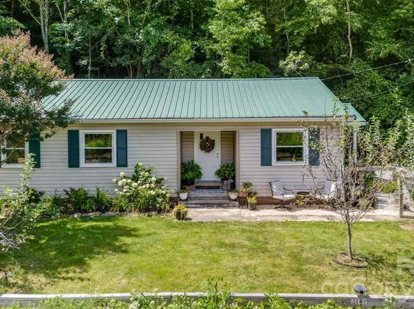 1772 State Highway 9, Black Mountain, NC 28711