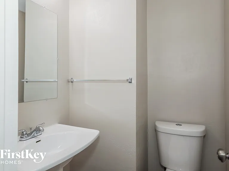 3044 Yanlee Ln — Photo 12