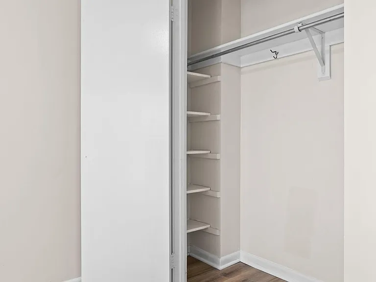 1001 26th St NW #303 — Photo 23
