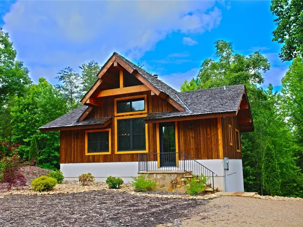 275 Jocassee Lake Rd, Salem, SC 29676