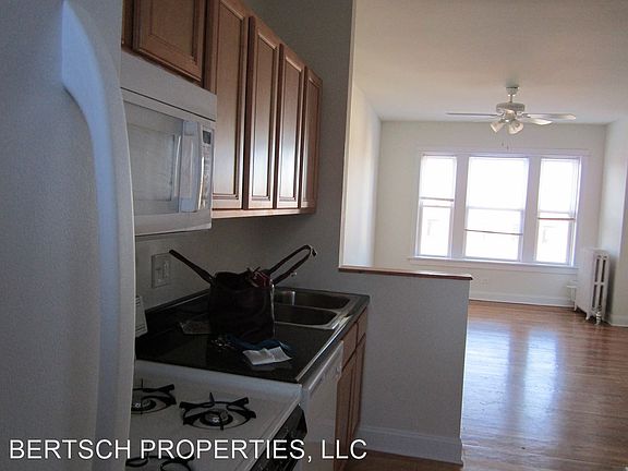 5th image of 4753 N Clark St #2