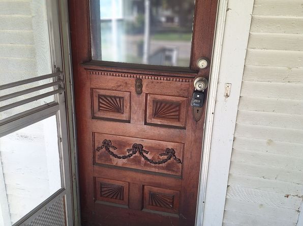 235 N Howard Ave, Croswell, MI 48422