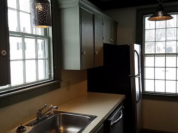kitchen with newer appliances
