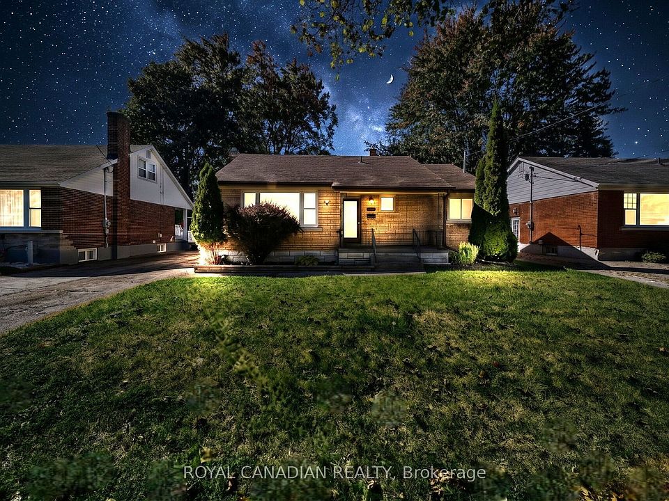 1st image of 457 Dumfries Ave