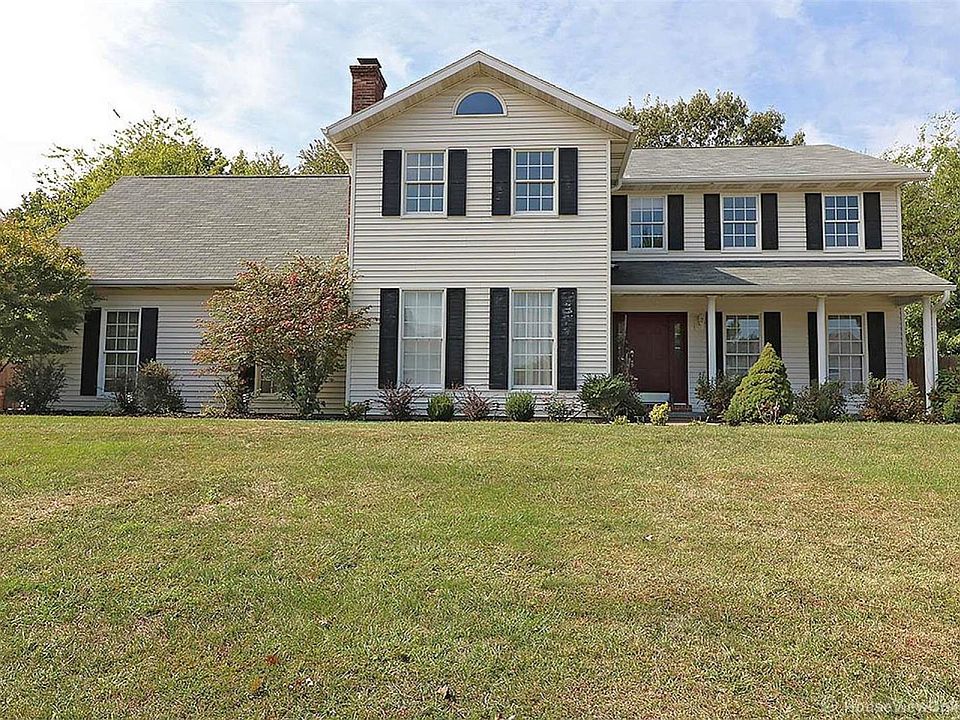 1st image of 2125 Yorktown Dr