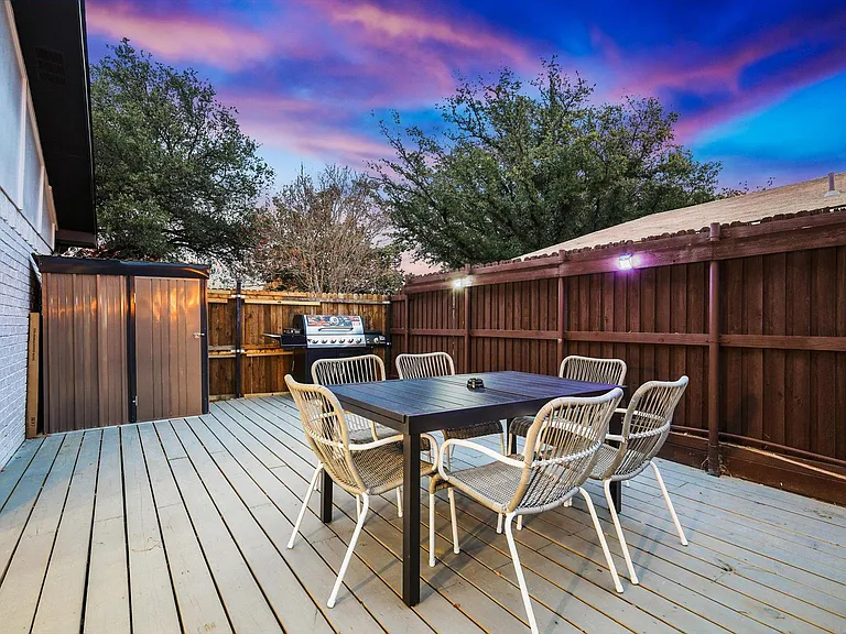 5048 Pemberton Ln — Photo 40
