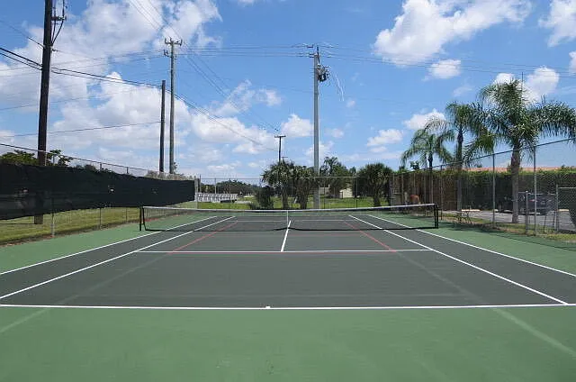 13817 Royal Palm Ct #B — Photo 40