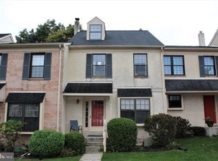 2022 Yorktown S, Norristown, PA 19403