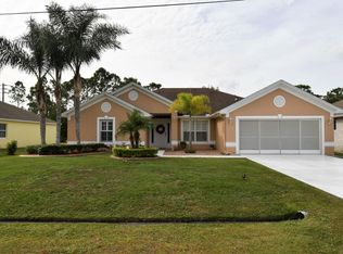 5556 NW South Lundy Cir, Port Saint Lucie, FL 34986