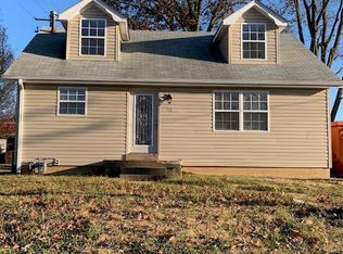 102 S High St, Shiloh, IL 62269