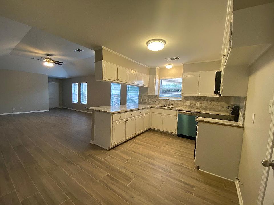 1st image of 114 Idylwood Pl