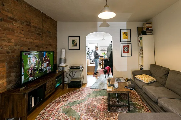 Rented by Highline Residential | media 10