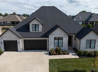 848 E Edenmore Cir, Nixa, MO 65714